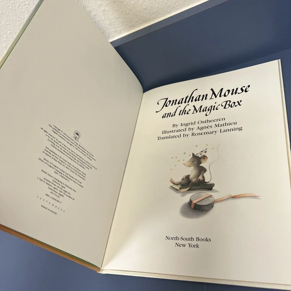 JONATHAN MOUSE AND THE MAGIC BOX By Ingrid Ostheeren & Agnes Mathieu - Hardcover